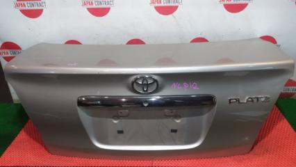 Крышка багажника Toyota Platz 2004 Б/У Крышка багажника Toyota Platz 2004