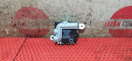 Блок управления дверьми задний левый Toyota Estima 2005 Б/У Блок управления дверьми задний левый Toyota Estima 2005