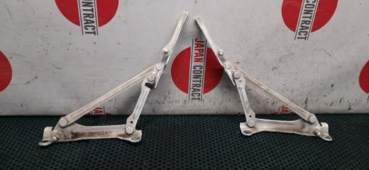 Петля крышки багажника Toyota MARK X 2006