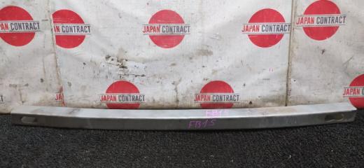 Усилитель бампера Nissan Sunny 2002