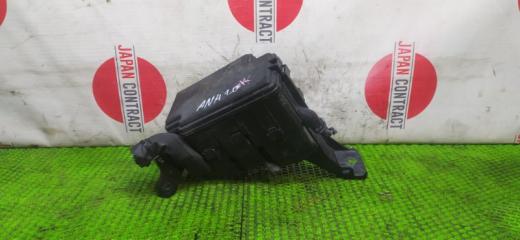 Запчасть блок реле и предохранителей Toyota Vellfire 2009