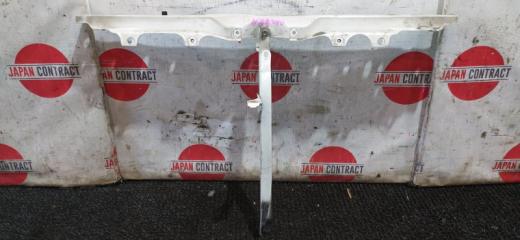 Рамка радиатора Toyota Allion 2003