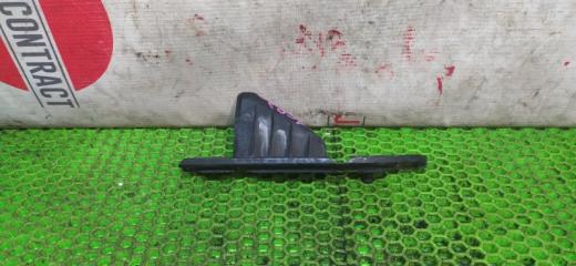 Клипса бампера передняя левая Toyota Estima 2002 Б/У Клипса бампера передняя левая Toyota Estima 2002