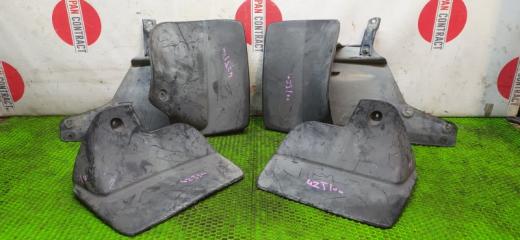 Брызговик Toyota Land Cruiser 2001