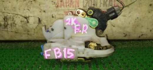 Замок дверной передний правый Nissan Sunny 2000