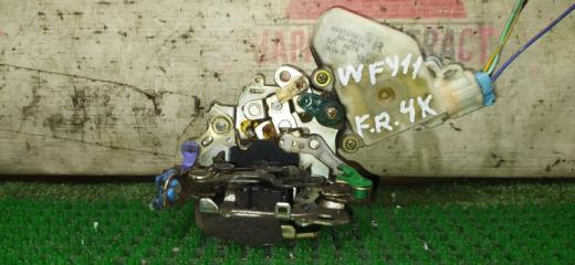 Замок дверной передний правый Nissan Wingroad 2003