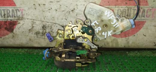 Замок дверной передний правый Nissan Wingroad 2003