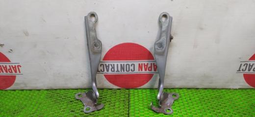 Запчасть петля капота Toyota Vitz 2002