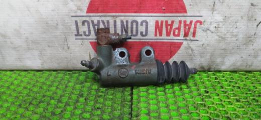 Рабочий цилиндр сцепления Toyota Corolla Fielder 2002