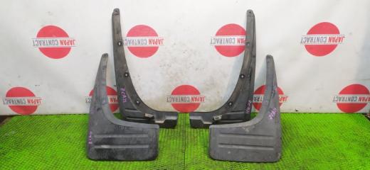 Брызговик Toyota RAV4 2001