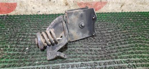 Кронштейн запасного колеса Toyota Hilux Surf 1998 контрактная Кронштейн запасного колеса Toyota Hilux Surf 1998