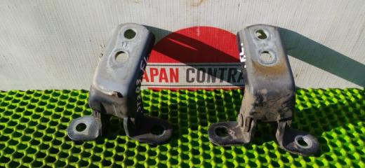 Петля двери передняя левая Toyota Carina ED 1997 контрактная Петля двери передняя левая Toyota Carina ED 1997