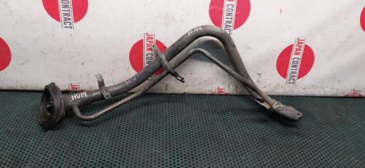 Горловина топливного бака Nissan Bluebird 2001