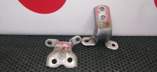 Петля двери передняя правая Toyota Corolla Fielder 2003
