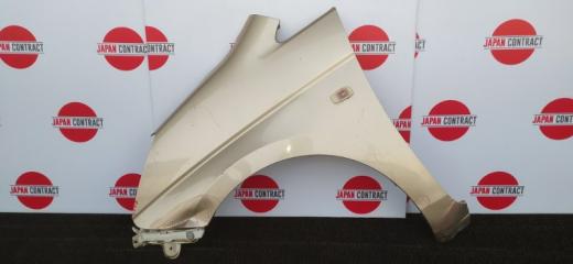 Крыло переднее левое Toyota Isis 2004