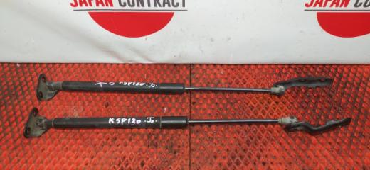 Амортизатор багажника Toyota Vitz 2013