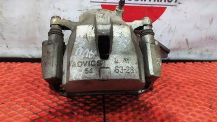 Запчасть суппорт передний левый Toyota Harrier 2016