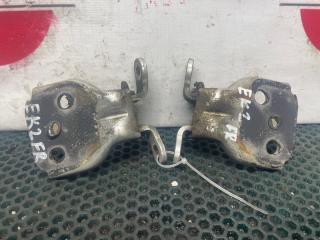 Петля двери передняя правая Honda Civic Ferio 1997