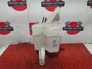 Фото запчасти бачок омывателя Nissan Tiida 2007 Б/У запчасть Запчасть бачок омывателя Nissan Tiida 2007