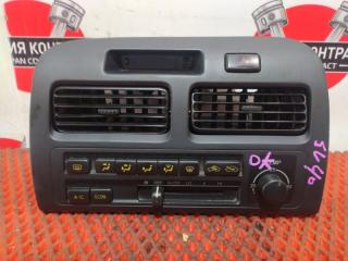 Фото запчасти блок управления климат-контролем Toyota Camry 1994 Б/У запчасть Запчасть блок управления климат-контролем Toyota Camry 1994