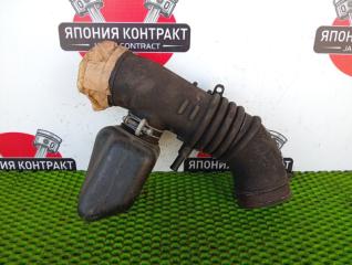 Патрубок воздушн.фильтра Toyota Caldina 2000