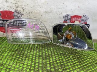 Габарит правый Toyota Sprinter 2000