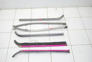 Запчасть направляющая TOYOTA SIENNA 2007