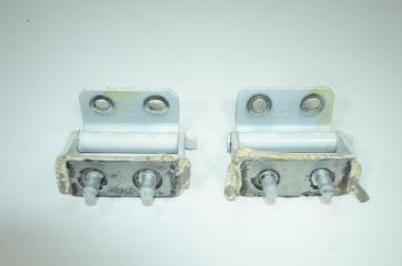 Фото запчасти петля двери багажника NISSAN Qashqai 2018 контрактная запчасть Запчасть петля двери багажника NISSAN Qashqai 2018