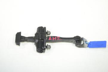 Запчасть ограничитель двери задний левый Jeep Renegade 2017