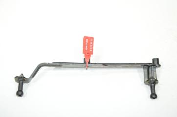 Запчасть кронштейн двигателя VOLVO XC90 2004