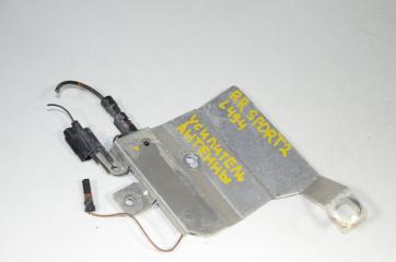 Запчасть кронштейн крепления антенны Land Rover RANGE ROVER SPORT 2015