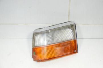 Фото запчасти поворотник передний левый NISSAN LAUREL 1987 контрактная запчасть Запчасть поворотник передний левый NISSAN LAUREL 1987