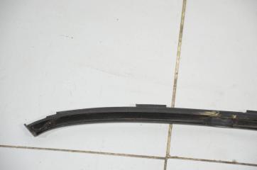 Молдинг стекла двери задний правый Nissan Murano 2002-2007