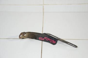 Запчасть кронштейн глушителя MERCEDES-BENZ S-class 2001