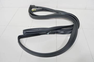 Уплотнитель двери передний левый NISSAN MURANO 2015+