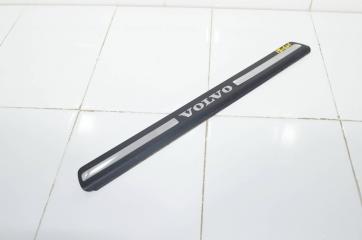 Запчасть накладка порога внутренняя передняя VOLVO XC70 2000-2007