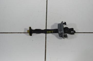 Фото запчасти ограничитель двери передний NISSAN ARMADA 2004 Б/У запчасть Запчасть ограничитель двери передний NISSAN ARMADA 2004