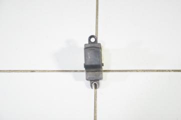 Фото запчасти кнопка стеклоподъемника задняя NISSAN ARMADA 2005 Б/У запчасть Запчасть кнопка стеклоподъемника задняя NISSAN ARMADA 2005