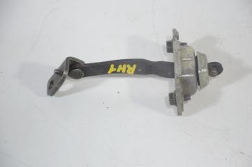 Запчасть ограничитель двери передний правый KIA RIO 2001