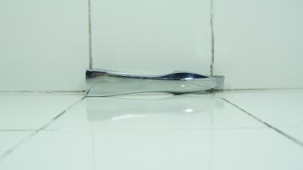 Фото запчасти ручка двери внешняя NISSAN TEANA 2014+ Б/У запчасть Запчасть ручка двери внешняя NISSAN TEANA 2014+