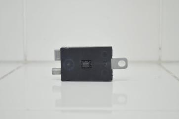 Запчасть усилитель антенны VOLVO V60 2010+