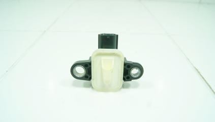 Фото запчасти датчик удара INFINITI QX60 2013+ Б/У запчасть Запчасть датчик удара INFINITI QX60 2013+