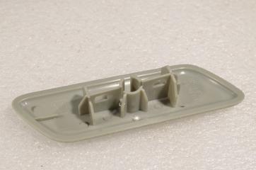 Крышка омывателя фар передняя левая RAV4