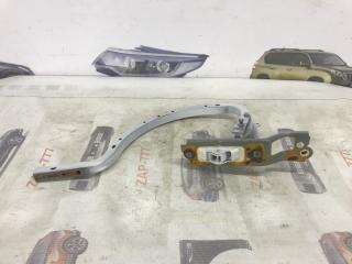 Петля крышки багажника задняя правая TOYOTA CAMRY