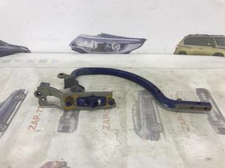 Петля крышки багажника задняя правая TOYOTA CAMRY