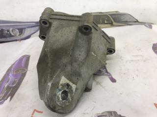 Кронштейн двигателя правый KIA STINGER