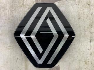 Запчасть эмблема RENAULT Clio 4