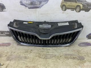 Запчасть решетка радиатора SKODA RAPID