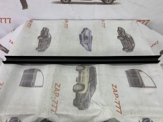 Уплотнитель шахты стекла передний левый BMW X6