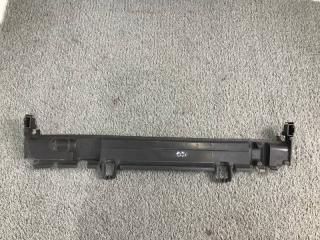 Накладка радиатора Mercedes Benz E-class